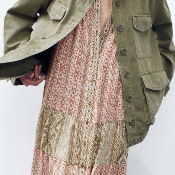 Zara Multi Pocket Jacket Small 
Khaki Military
95.0
Size: S | Zara
Worn once - Picture 8 of 12